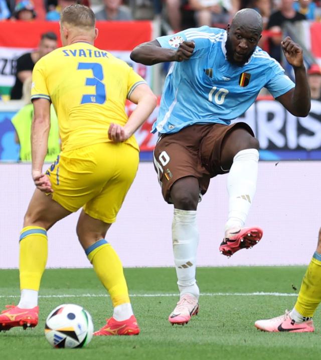 开云体育平台-【欧洲杯】卢卡库10射0收，E2比利时跟D2法国硬碰硬