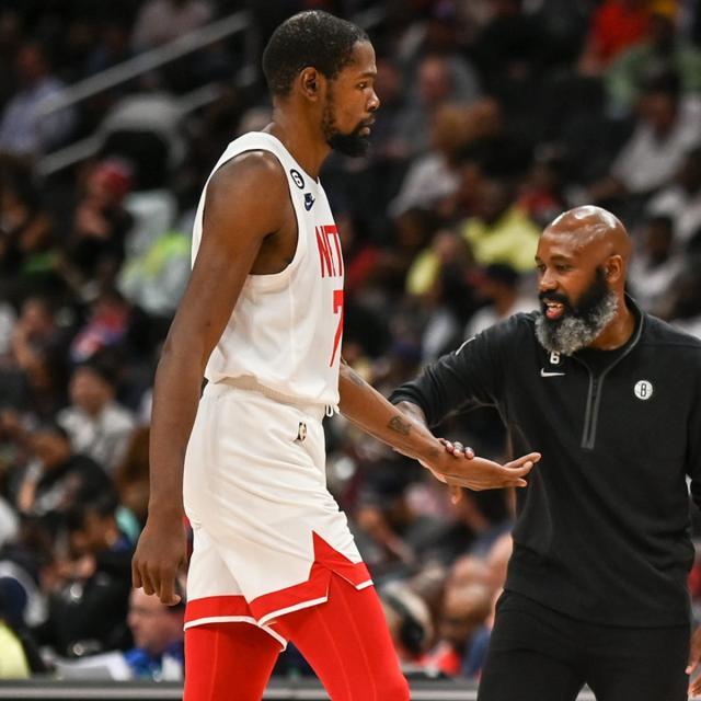 Kaiyun Sports-开云体育-篮网换帅如换刀，代理主帅沃恩靠什么成为正式教练