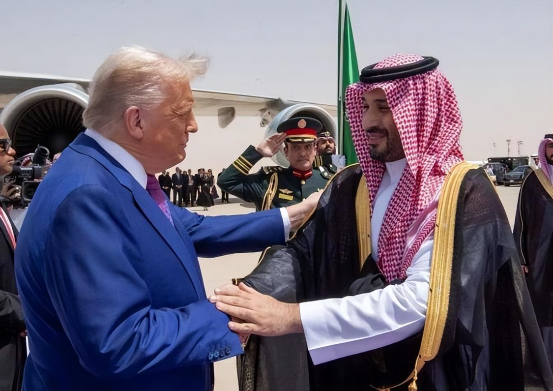 Kaiyun Sports-开云体育-准备同归于尽？伊朗不计代价全面反击，海湾国家沦为伊美挡箭牌？